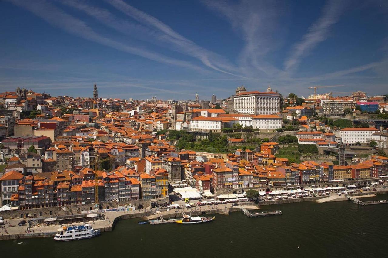! Free Parking Street ! Ground Floor With Washer! Oporto